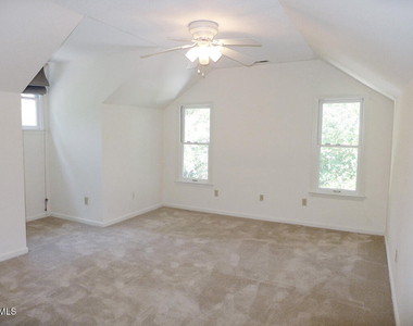 109 Old Pittsboro Road - Photo Thumbnail 11
