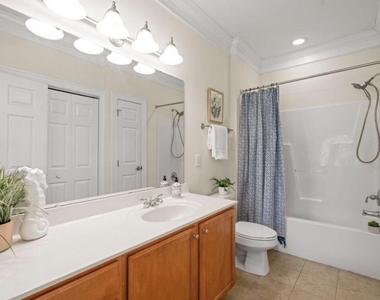225 Waterford Lake Drive - Photo Thumbnail 17