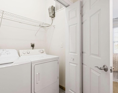 225 Waterford Lake Drive - Photo Thumbnail 18