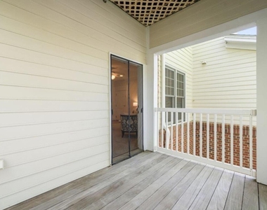 225 Waterford Lake Drive - Photo Thumbnail 20