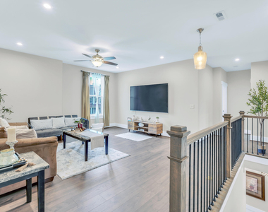 301 Silent Bend Drive - Photo Thumbnail 18