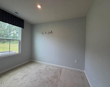 205 Tormore Drive - Photo Thumbnail 11