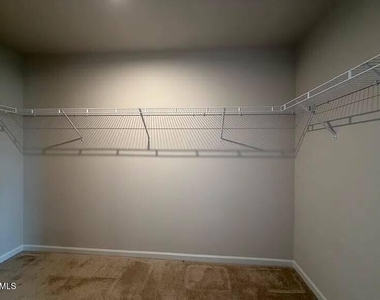 205 Tormore Drive - Photo Thumbnail 19