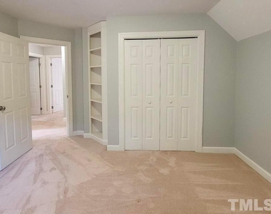 8104 Mourning Dove Road - Photo Thumbnail 9