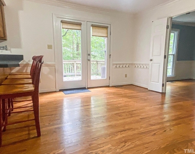 8104 Mourning Dove Road - Photo Thumbnail 3