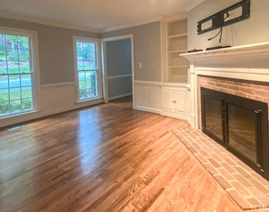 8104 Mourning Dove Road - Photo Thumbnail 5