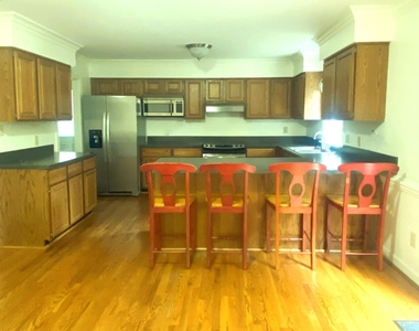 8104 Mourning Dove Road - Photo Thumbnail 2