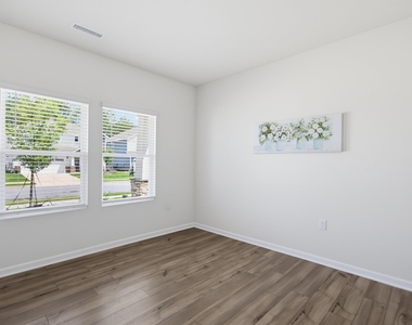 131 Acorn Grove Road - Photo Thumbnail 3
