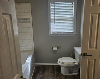 2132 Bellaire Avenue - Photo Thumbnail 19