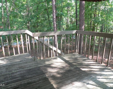 104 Twisted Oak Place - Photo Thumbnail 4