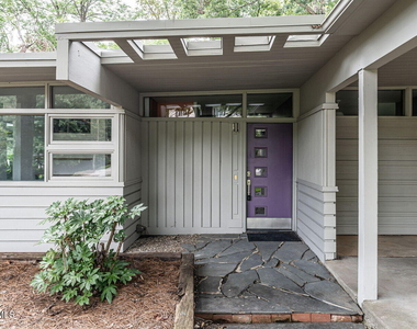 511 Transylvania Avenue - Photo Thumbnail 4