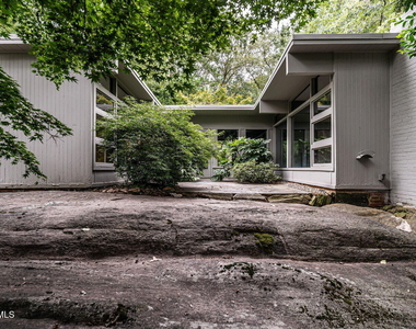511 Transylvania Avenue - Photo Thumbnail 37