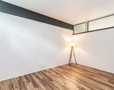 511 Transylvania Avenue - Photo Thumbnail 26