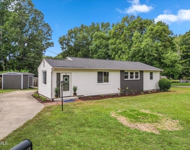 3437 Apache Drive - Photo Thumbnail 3