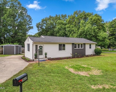 3437 Apache Drive - Photo Thumbnail 2