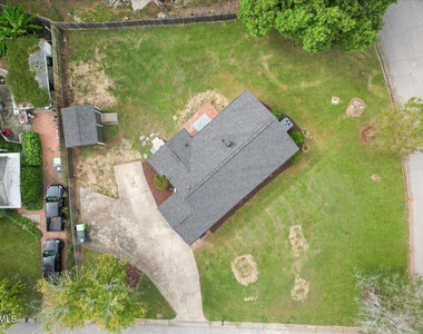 3437 Apache Drive - Photo Thumbnail 37