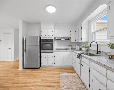 3437 Apache Drive - Photo Thumbnail 17