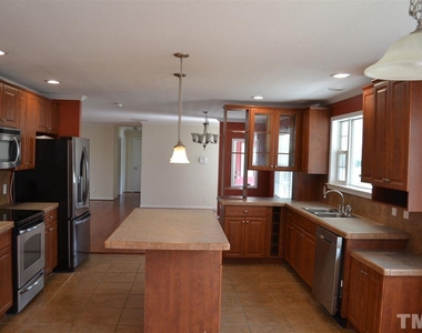 1182 Fairlane Road - Photo Thumbnail 3