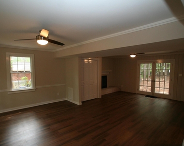 7821 Haymarket Lane - Photo Thumbnail 7