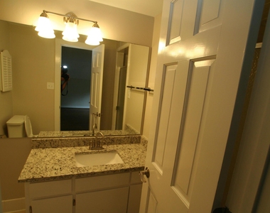 7821 Haymarket Lane - Photo Thumbnail 6