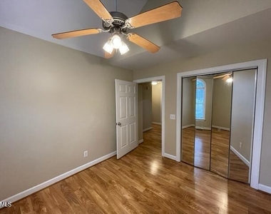 1017 Bren Arbor Court - Photo Thumbnail 15