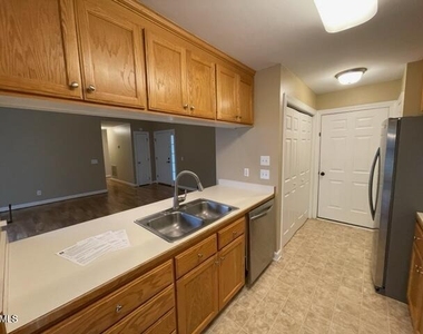 1017 Bren Arbor Court - Photo Thumbnail 5
