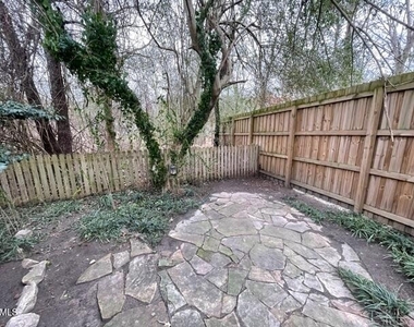 1017 Bren Arbor Court - Photo Thumbnail 21