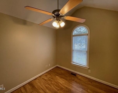 1017 Bren Arbor Court - Photo Thumbnail 14