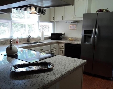1009 Vandora Springs Road - Photo Thumbnail 1