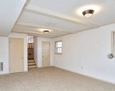 1007 Vandora Springs Road - Photo Thumbnail 2