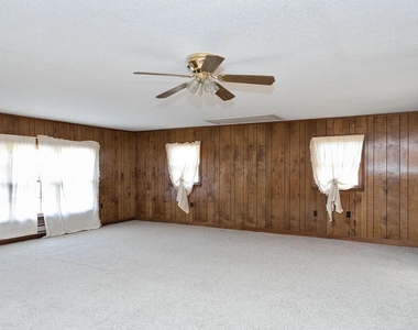 1007 Vandora Springs Road - Photo Thumbnail 1
