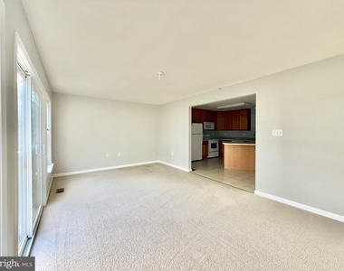 45 Bruce Drive - Photo Thumbnail 8