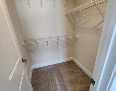 253 Newton Pippin Drive - Photo Thumbnail 15