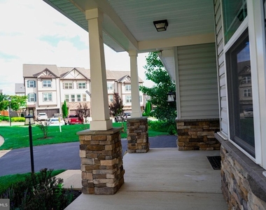 18 Farmview Drive - Photo Thumbnail 53
