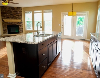18 Farmview Drive - Photo Thumbnail 36