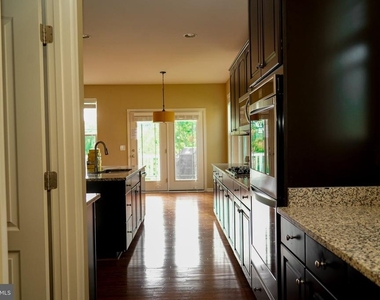 18 Farmview Drive - Photo Thumbnail 37