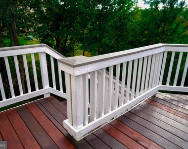 18 Farmview Drive - Photo Thumbnail 8