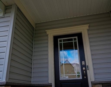 18 Farmview Drive - Photo Thumbnail 58