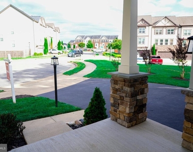 18 Farmview Drive - Photo Thumbnail 55