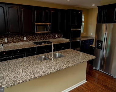 18 Farmview Drive - Photo Thumbnail 22