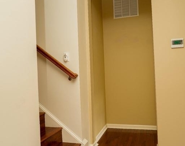 18 Farmview Drive - Photo Thumbnail 5