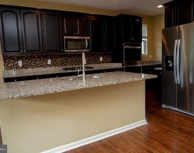18 Farmview Drive - Photo Thumbnail 23