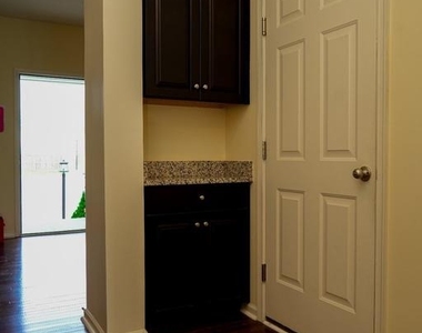 18 Farmview Drive - Photo Thumbnail 31