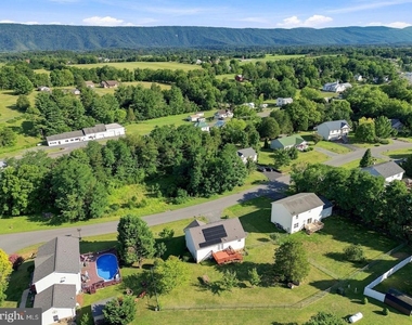 261 Baer Oak Drive - Photo Thumbnail 51
