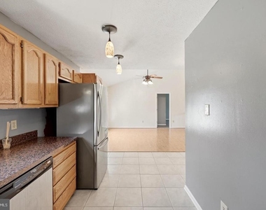 261 Baer Oak Drive - Photo Thumbnail 15