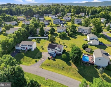 261 Baer Oak Drive - Photo Thumbnail 48