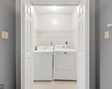 261 Baer Oak Drive - Photo Thumbnail 33