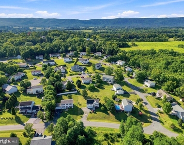 261 Baer Oak Drive - Photo Thumbnail 52