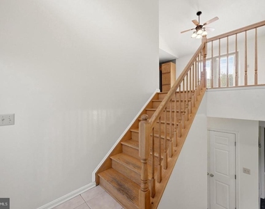 261 Baer Oak Drive - Photo Thumbnail 8