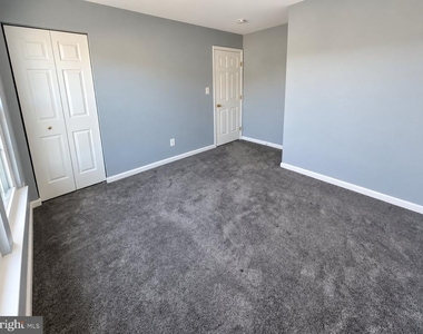 11736 Batley Place - Photo Thumbnail 15